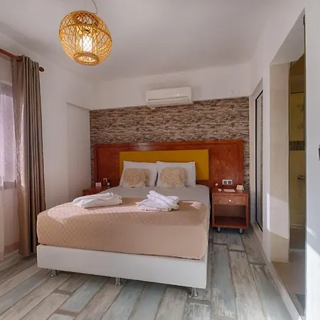 ليه تراس دى سيليمي فندق