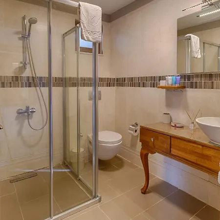 ليه تراس دى سيليمي فندق السليمية